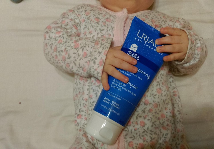 Māsiņas testē Uriage Baby šampūnu