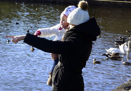 Mamma - sieviete atvaļinājumā.