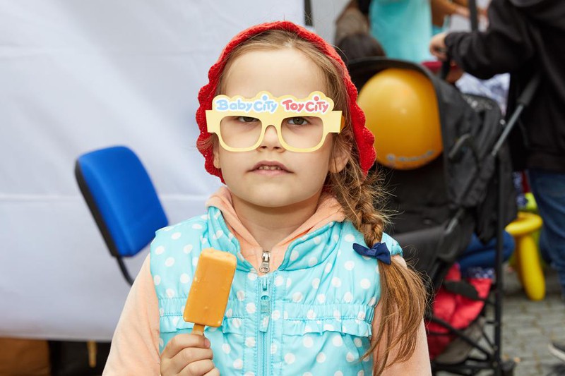 Baby City Toy City Fotosiena ATRODI sevi! Mazulis Māmiņu klubs