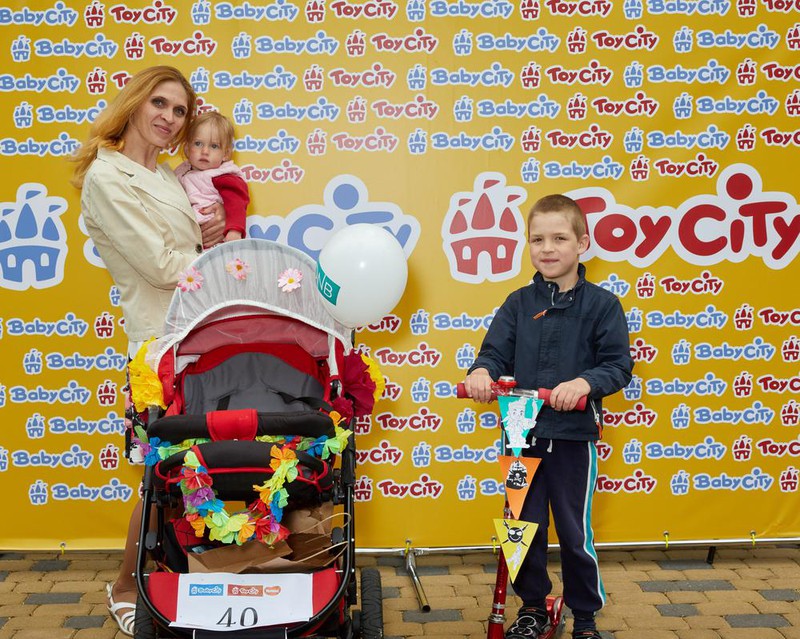 Baby City Toy City Fotosiena ATRODI sevi! Mazulis Māmiņu klubs