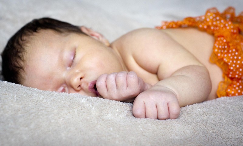 6 ieteikumi, kas jāzina par jaundzimušā miedziņu