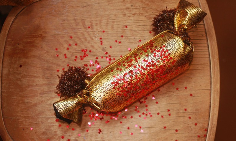 Gaidot Ziemassvētkus: Gatavojam iepakojumu karamelēm