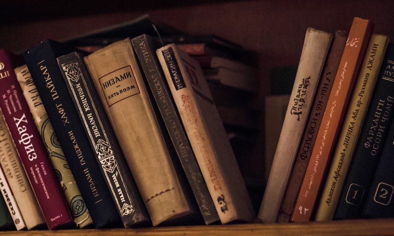 Bibliotekāri aktīvi iesaistās lasīšanas veicināšanas projektā un iesaka vērtīgas grāmatas dažādām paaudzēm