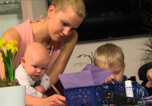 Superbēbja seriāla VIDEO: gatavojam Valentīndienas īpašo kūku!