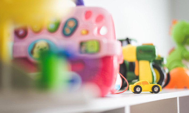 Bērnu slimnīca saņēmusi signālus par bērniem bīstamām rotaļlietām veikalos