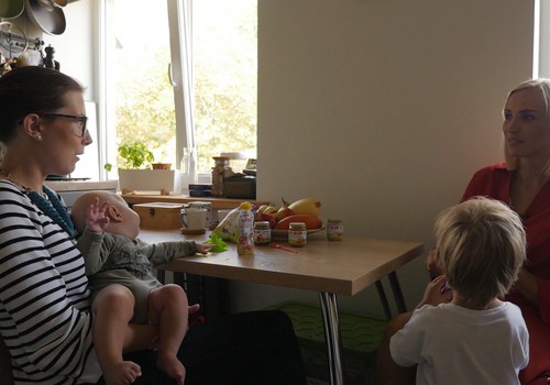 Dabiska mazuļa attīstība: Vai mamma zīdīšanas laikā drīkst ēst visu?