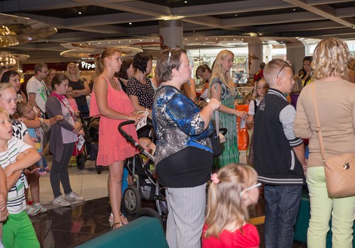 FOTOreportāža: modes un izklaides centrā Rīga Plaza svinējām skolas gaitu sākšanos!