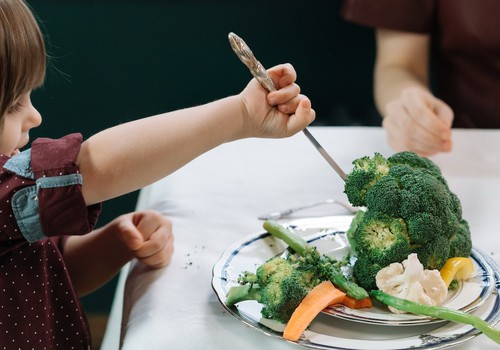 Veselīga ēšanas uzvedība – kas tas ir un kā to veicināt bērnos