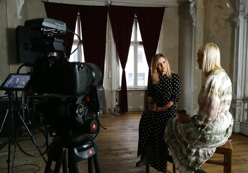 Tiekamies 24.februārī Māmiņu Kluba TV raidījumā. Lielajā intervijā - Ketija Šēnberga!