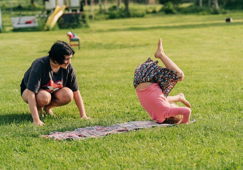 Pagalms kā sporta zāle: idejas un ieteikumi