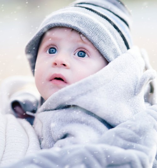 5 populārākie mīti par bērniem un aukstu laiku