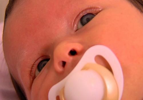 VIDEOpamācība: kā izveidot jaundzimušā fotokolāžu?