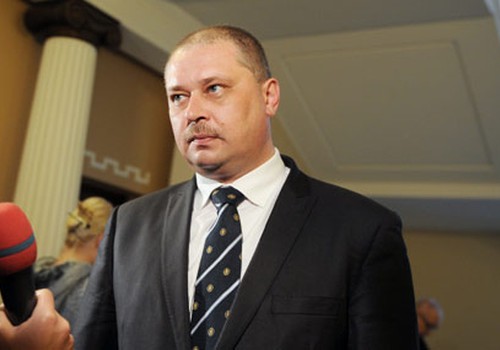 Ministrs: Sešgadniekus sūtīt skolā ir pāragri