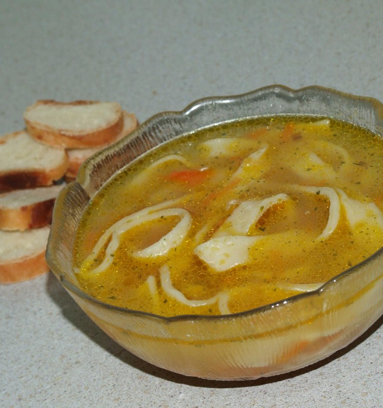 Zupa ar pašu gatavotām nūdelēm