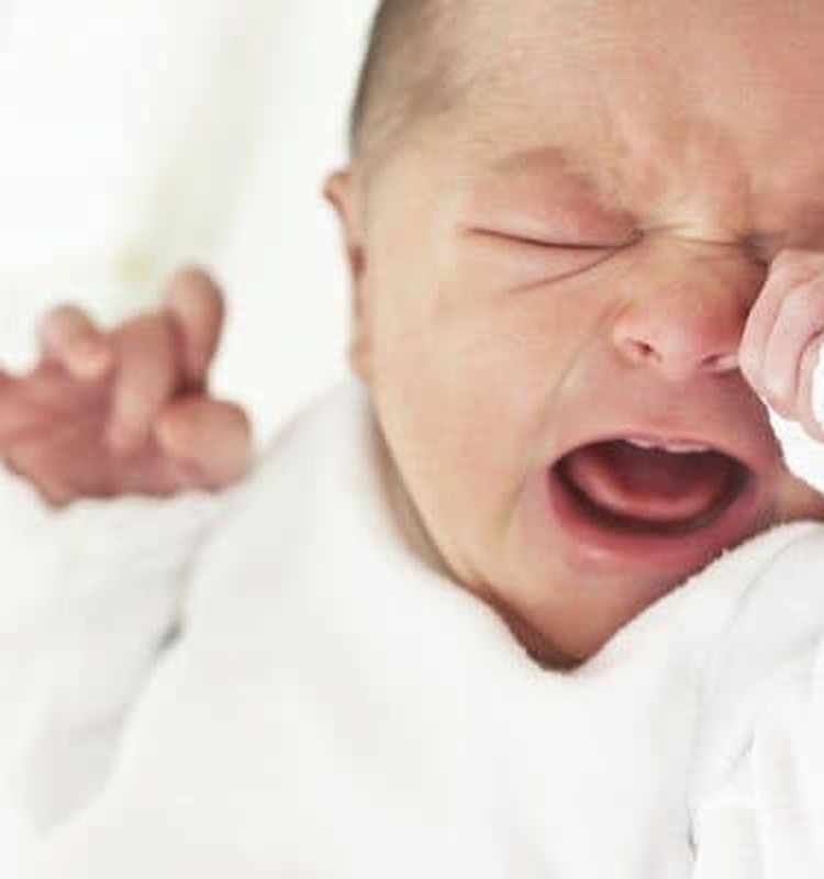 Ikdiena ar bēbīti: ko tik nedarām,lai mūsu mazulis neraudātu