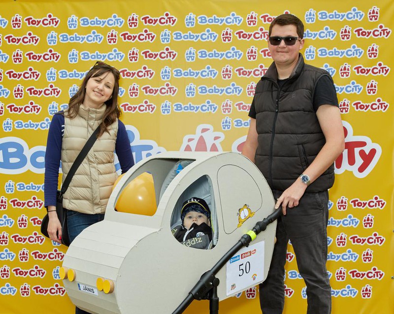 Baby City Toy City Fotosiena ATRODI sevi! Mazulis Māmiņu klubs