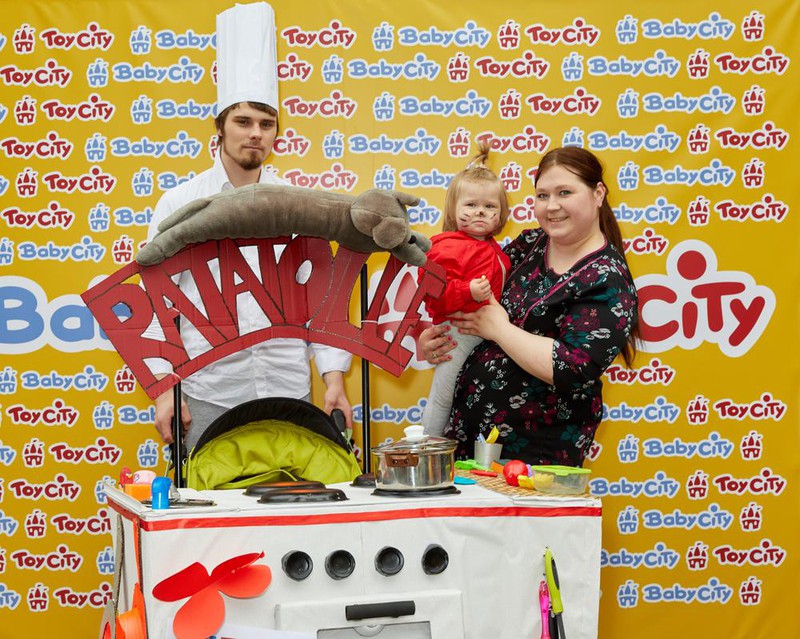 Baby City Toy City Fotosiena ATRODI sevi! Mazulis Māmiņu klubs