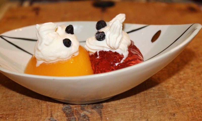 Želejas oliņu deserts
