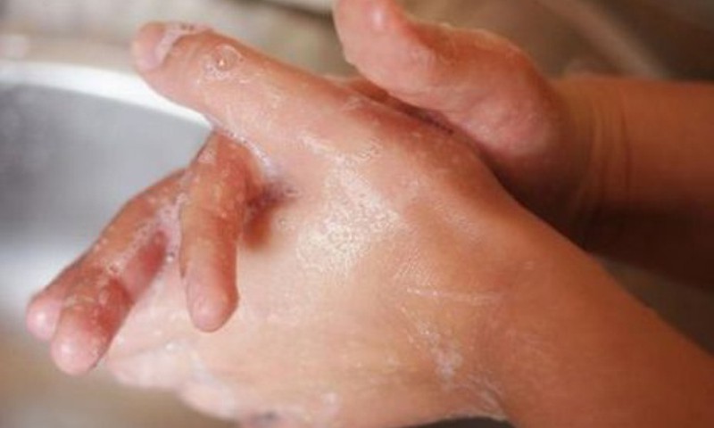 Knifiņi roku mazgāšanai