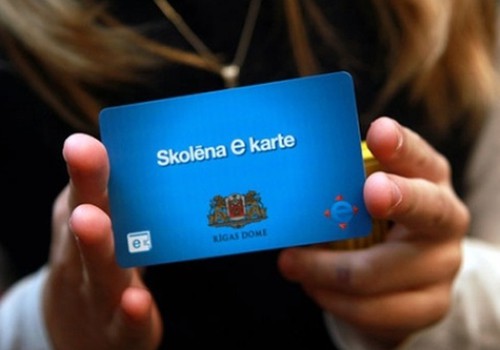 Rīgas 1., 5. un 10. klašu skolēnu vecākus aicina pieteikties „Skolēnu e kartei” elektroniski